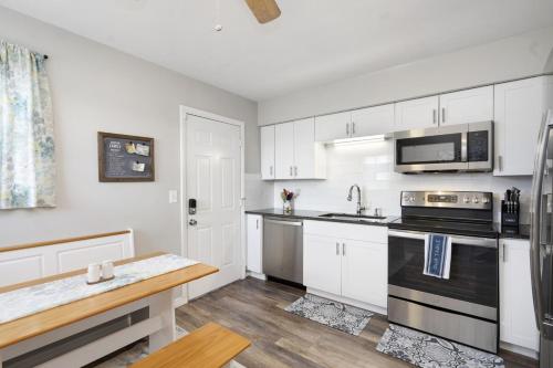 Cheerful residential home with boat launch access in Ellenton (Florida)