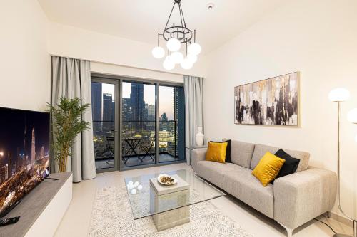 SmartStay at Burj Royale - Full Burj Khalifa View - Brand New Luxury Apartments