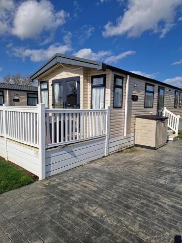 AMC Flamingo Land Caravan, Motorhome & Campervan Hire in Kirby Misperton