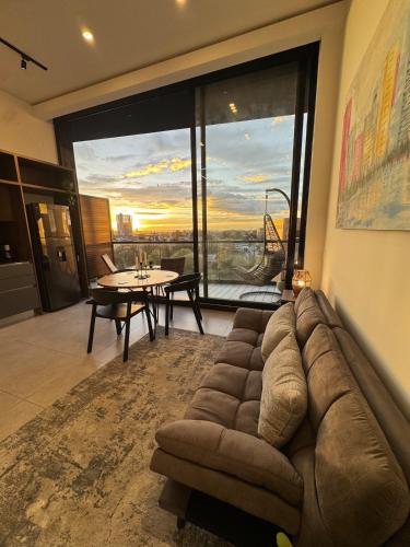 Spectacular loft-style penthouse in El Virrey