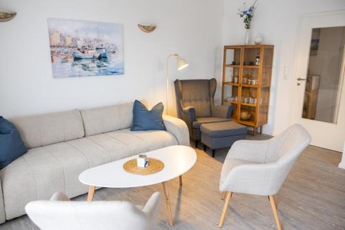 Neu renoviertes Luxus Penthouse mit Dachterrasse und Parkplatz in Bestlage in Busum