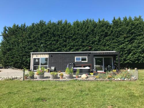 . Brookside Country Escape 40 minutes to CHC Airport