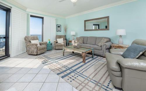 Phoenix VI 61108, Orange Beach
