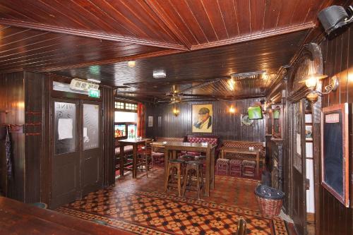 Bar/ Salón, The Old Imperial Hotel Youghal in Youghal