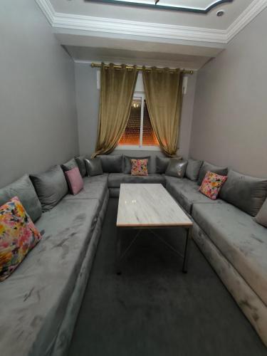 Younes residence in 아실라