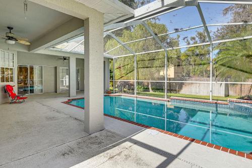 Dock, Lanai & Pool! Modern Red Bug Lake Retreat in Land O' Lakes (FL)