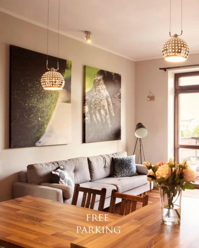 ห้องพัก, 75m2 Apartament Kopernik z widokiem na Jasną Górę (75m2 Apartament Kopernik z widokiem na Jasna Gore) in เชสโทโชวา