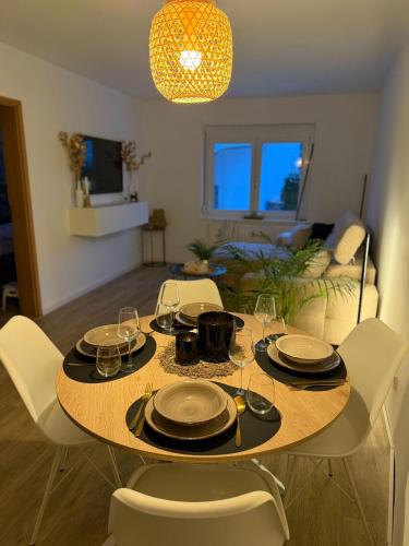 S&G Home Stilvolles 2-Zimmer-Apartment in zentraler Lage, Komfort & Entspannung garantiert! in Ditzingen