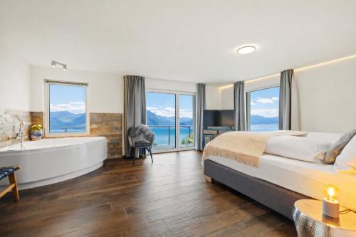 A&Y LakeLucerne Private Panorama Villa Wellness in 菲茨瑙