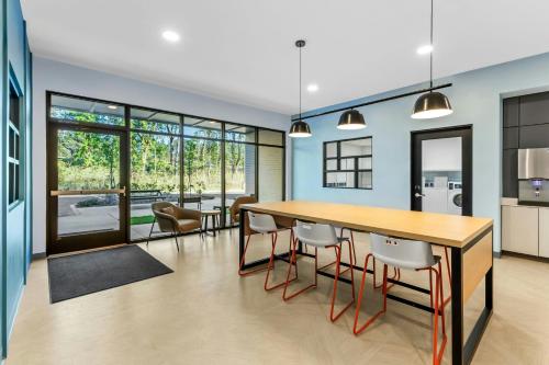 StudioRes by Marriott Jacksonville Orange Park - image 4