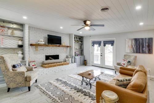 3 Mi to Saracen Landing! Family Getaway w/ Deck in פאין בלאף(אי אר)