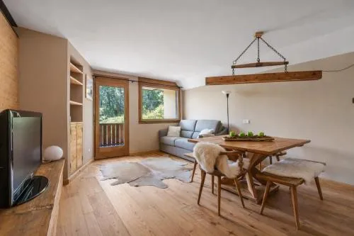 Chic Wellness Apartment and Balcony in Maloja, Schweiz