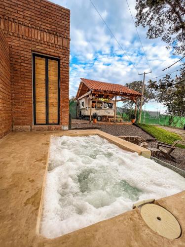 Peldbaseins, Glamping con Jacuzzi en Guanajuato in Canoas