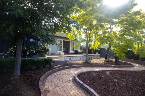 Buninyong Golfside Getaway
