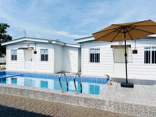 Rossaliya Cottage in Taiping