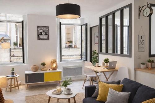 L'Oasis Marin lumineux et cosy à deux pas du vieux marché dans l'hyper centre de La Rochelle avec TV et Wifi