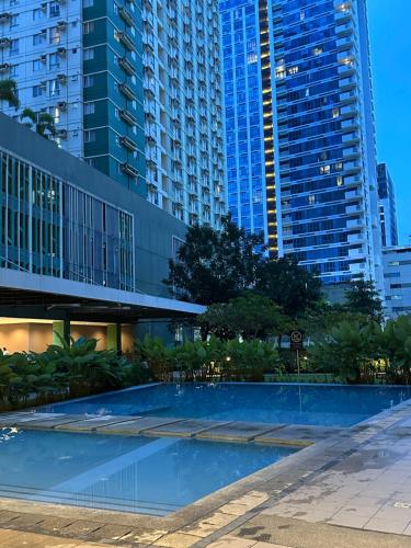 Kolam renang, Riala Suite Cebu in Gloria