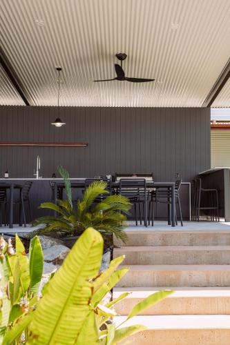 Konyha, Yanawal Units in Nhulunbuy