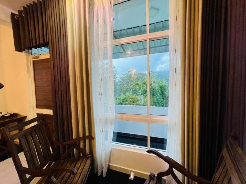 Adams Peak Lake Resort in Nallathanniya