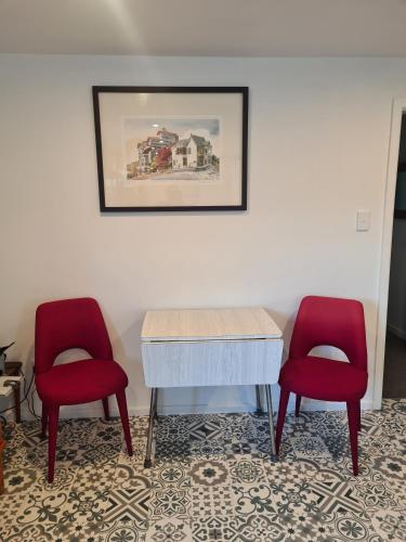 Warm and comfortable 2BR with SK and QB in West Dunedin