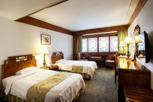room detail thumbnail 1