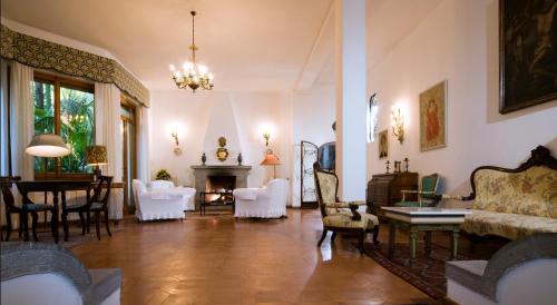 Pub/Lounge, Hotel La Villarosa Terme in Ischia