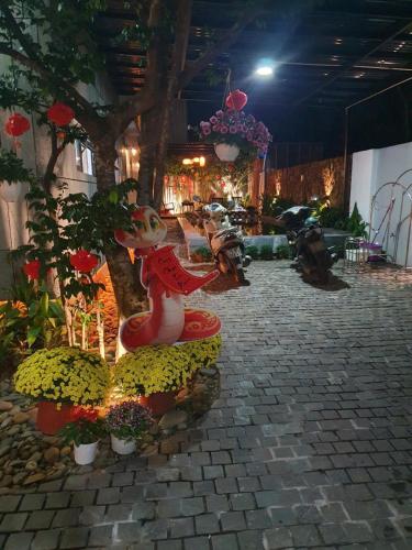 Nắng Homestay & Villa Huế - image 2