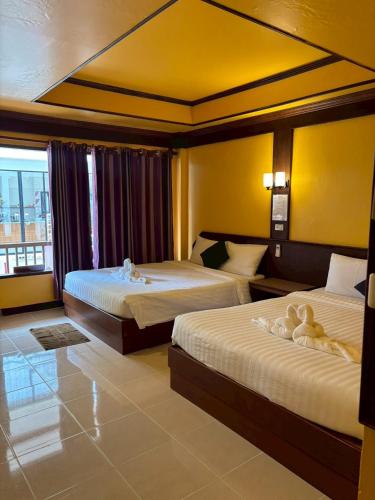 room detail thumbnail 0