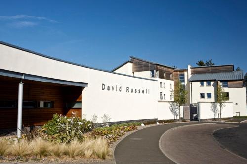 Вхід, David Russell Hall - Campus Accommodation in Сент-Ендрюс