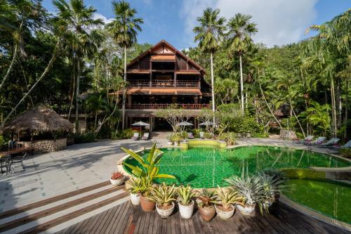 桂河度假村酒店 (River Kwai Resotel Resort) in 北碧府