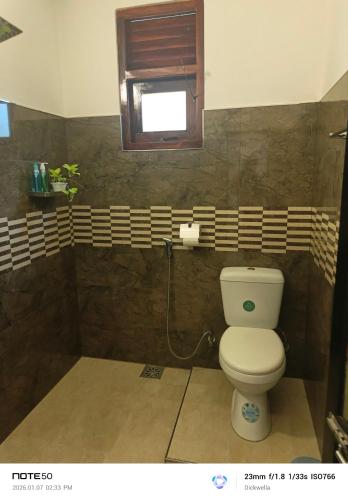 Kevon Homestay Hiriketiya - image 3