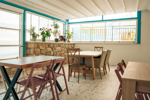 ELPIDA Suites - Mandra, Greece in Mandra