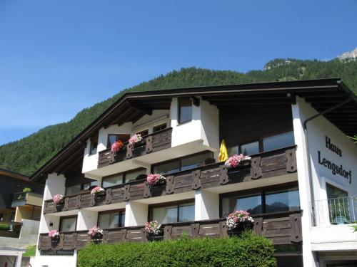 Appartementhaus Lengsdorf - Apartment - Maurach am Achensee