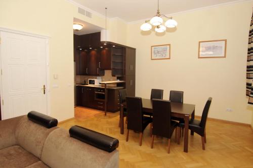 Hotel Gozsdu Court - image 13