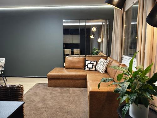 Lux Eight - Modern 2BR Apartment Turku 3