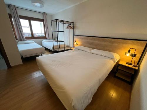 Hotel Arbre De Neu - image 11
