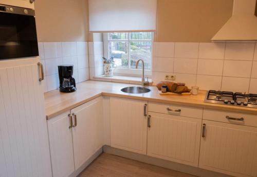 Cocina, Recreatieboerderij Tergracht - Der Kostel in Epen