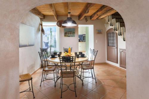 La Parenthese en Provence in Vallabregues