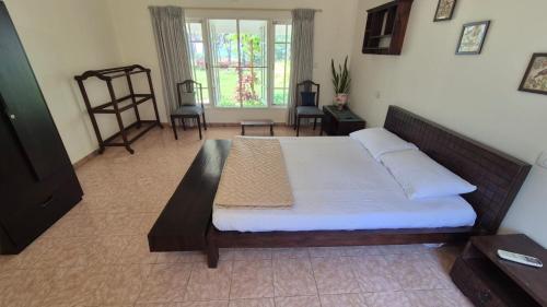 The Beach Villa by Sunny Smiles in Suratakal