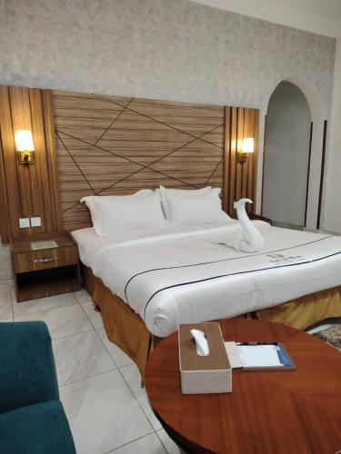 Легло, Randa Al-Mudun Serviced Apartments in Джизан