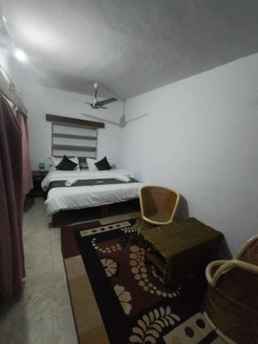 Pink Floyd cafe & hotel , pushkar – Pushkar, GA