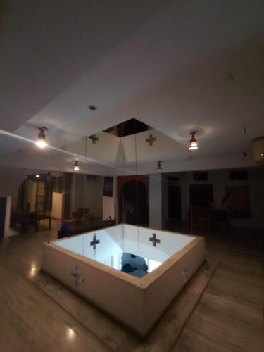 Pink Floyd cafe & hotel , pushkar – Pushkar, GA