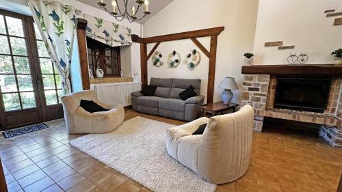 Fayollas in Bussiere-Galant