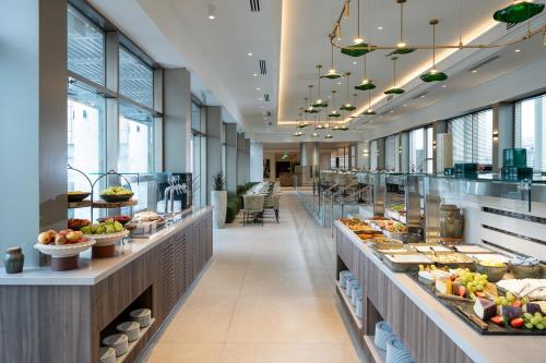Food and beverages, Leonardo Plaza City Tower Tel Aviv in Tel Aviv