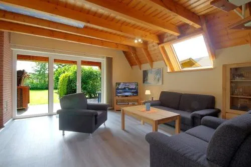 SV2 Opi-Huck 28 in Dorum Neufeld, Deutschland