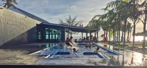 ซีวิว รีสอร์ท จันทบุรี in Laem Sing