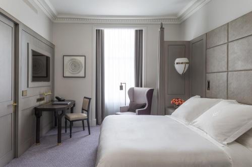Four Seasons Hotel London at Ten Trinity Square