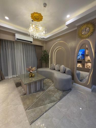 Pure Elegance 1 BR Suite