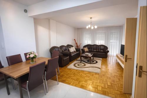 Liri Apartment – khách sạn tại Ferizaj