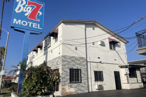酒店外观, Big 7 Motel Chula Vista I-5 in 邱拉威斯塔(CA)